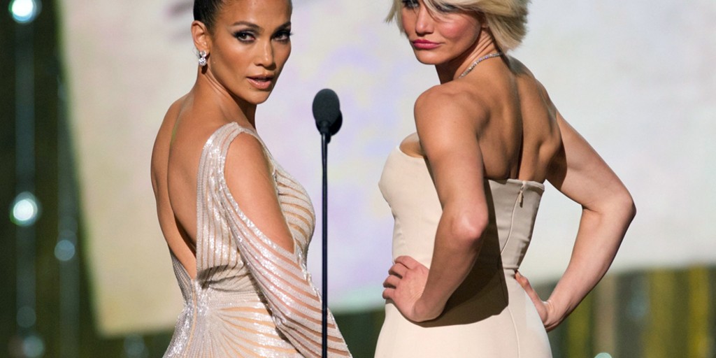 Jennifer Lopez's stylist denies she had a 'nip slip