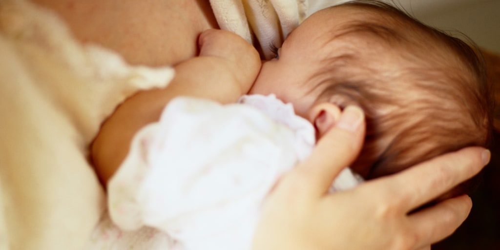 More Moms Are Breastfeeding Their Babies — But Not for Long Enough, Experts  Say