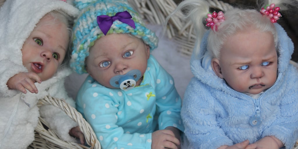 Look at those cute widdle fangs Vampire zombie reborn dolls