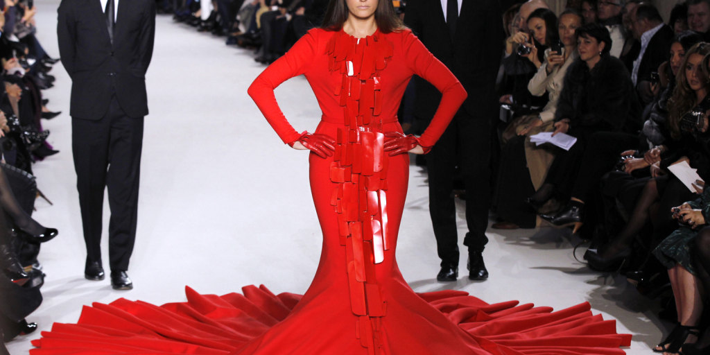 runway designer dress large Former supermodel walks runway in 110-pound couture gown