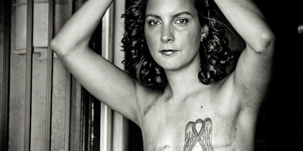 This Courageous Mother Has Posed Topless After Undergoing A Mastectomy To  Inspire Other Women With Cancer That They Are Still Beautiful