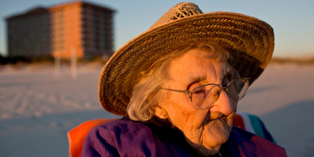 Old lady sun hat clearance