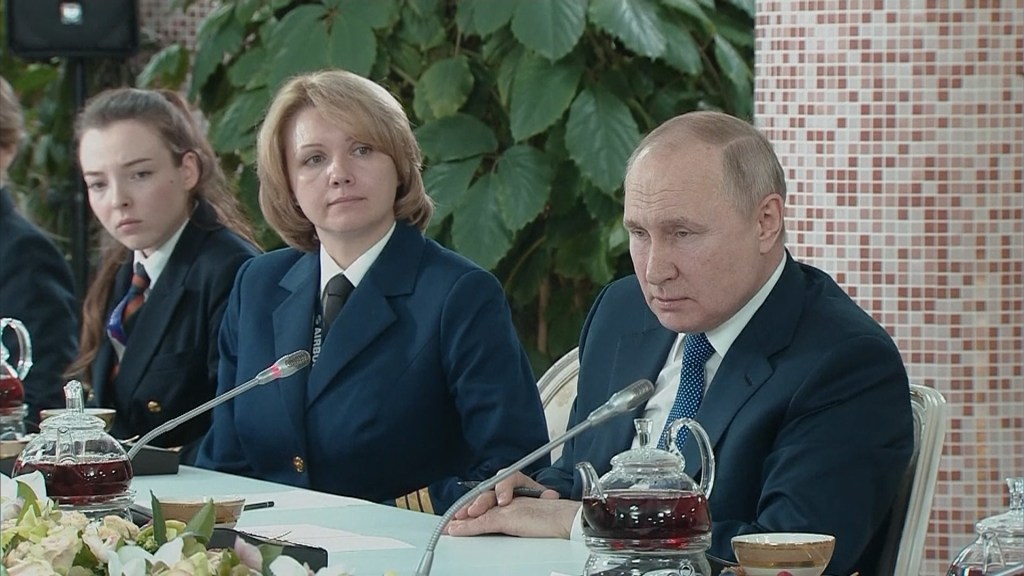 Фото Массовки Путин