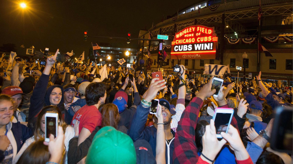 Cubs' curse-busting World Series win is one of the greatest, Costas declares