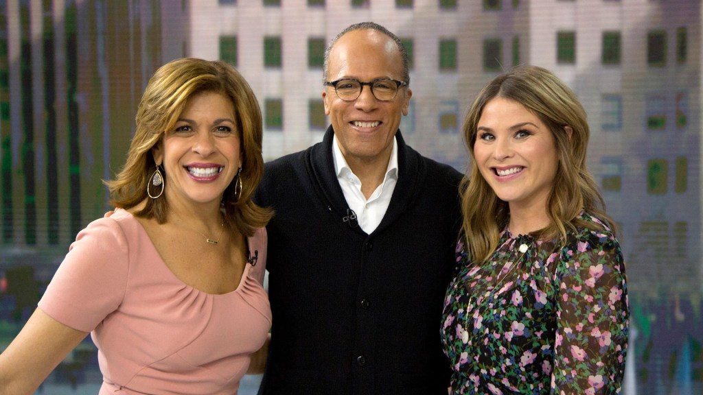 Lester Holt joins Hoda and Jenna, shares photo of his grandson