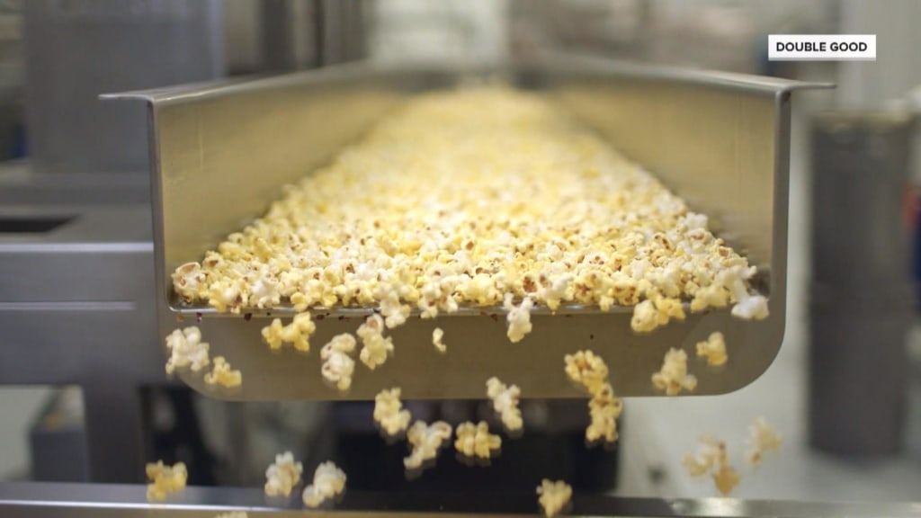 The World Is Disgusted With How Americans Eat Popcorn