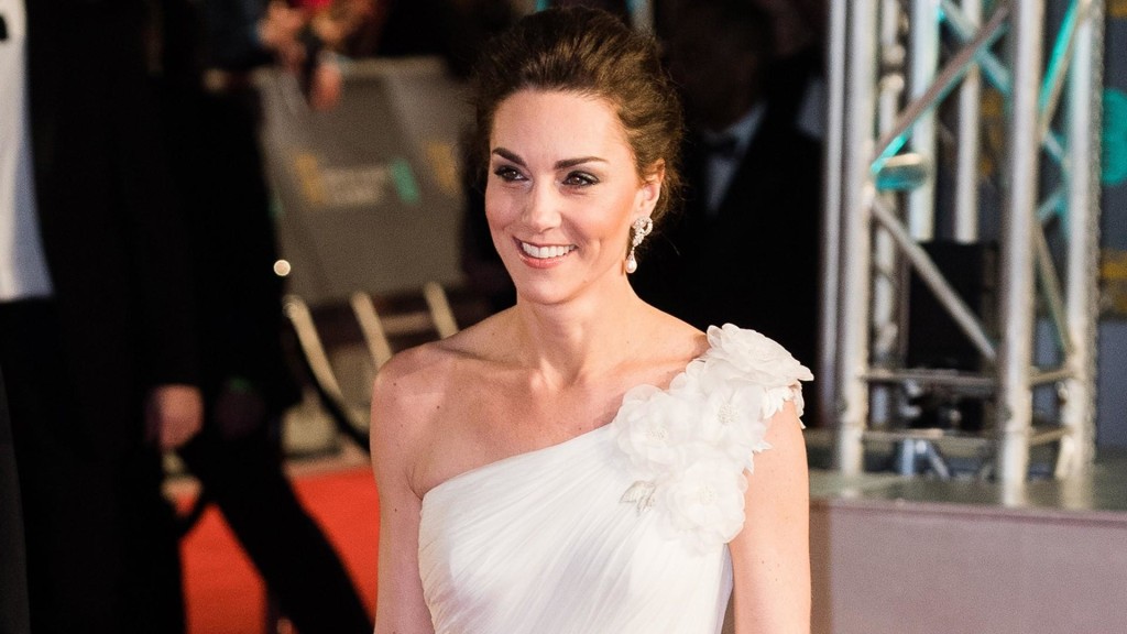 Kate Middleton stuns in white 1-shoulder gown at BAFTAs