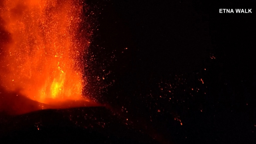 Mount Etna Eruption Briefly Closes Nearby Airport