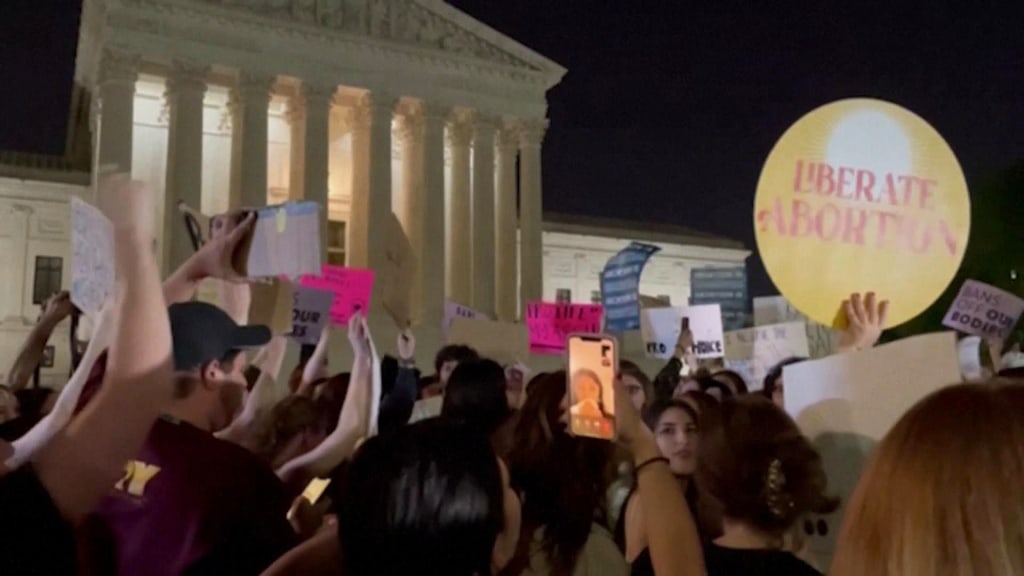 Thousands protest outside Supreme Court after abortion draft ruling leak