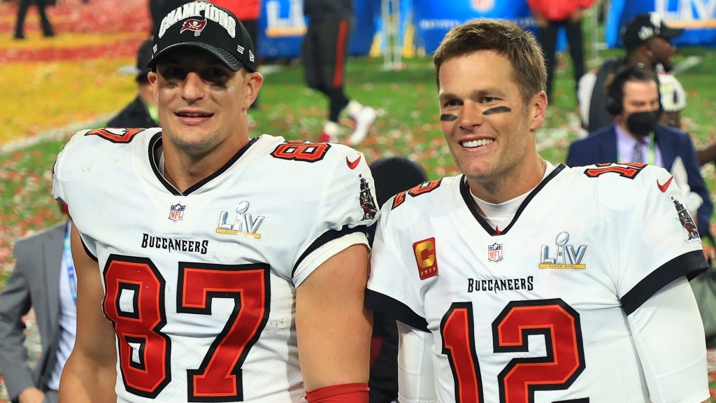 Rob Gronkowski playfully suggested Tom Brady to date Sally Field: Find out  his reaction