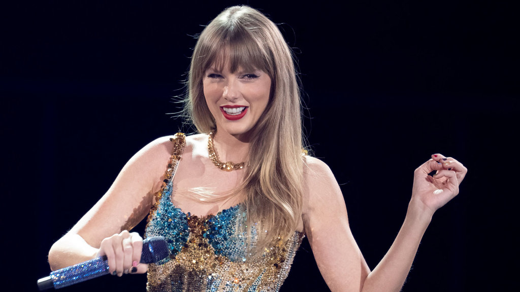 Taylor Swift Gives $100,000 Bonuses to Eras Tour Truck Drivers