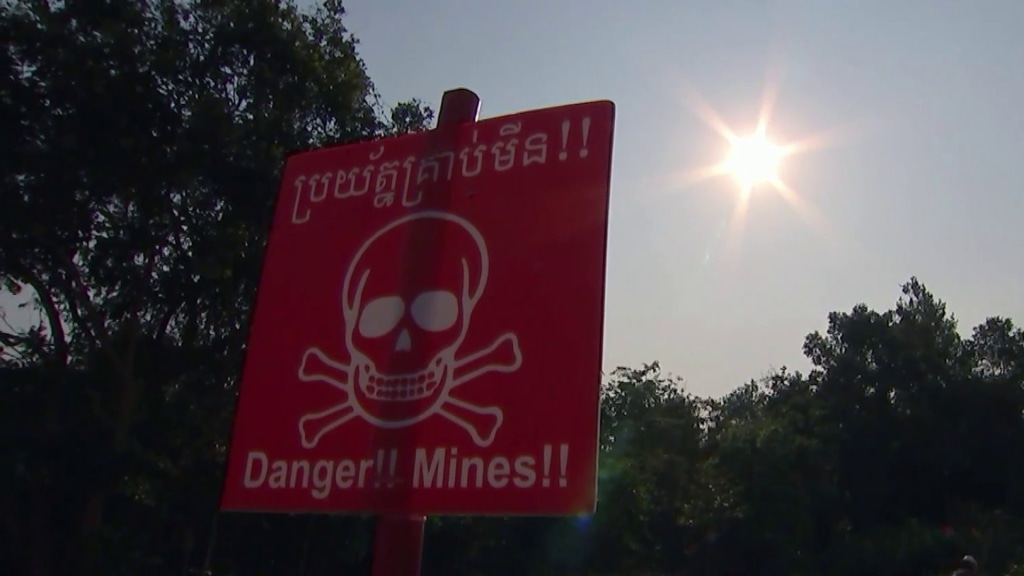 1739578369446_nn_jf_foreign_ai