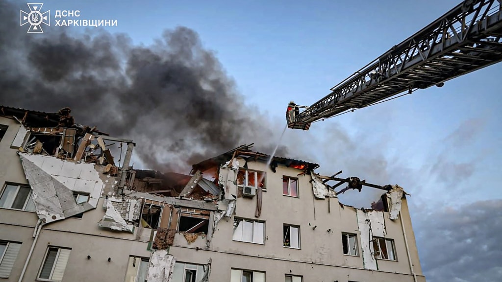 Russia pummels eastern Ukraine as Zelenskyy travels to Washington