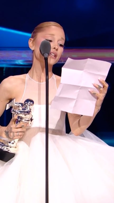 Ariana Grande wins video of the year award at MTV VMAs
