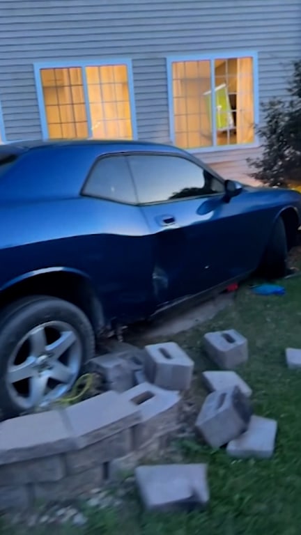 Repeat DUI offender slams car into Illinois home