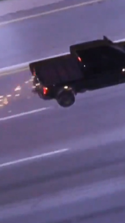 Truck loses tire and sparks fly in hour-long car chase