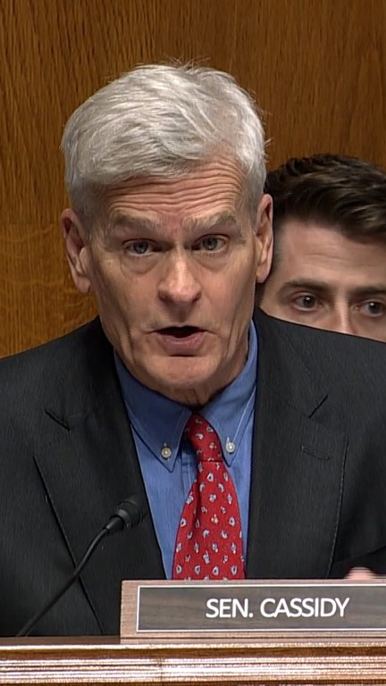 Cassidy questions why tide changed on CDC director