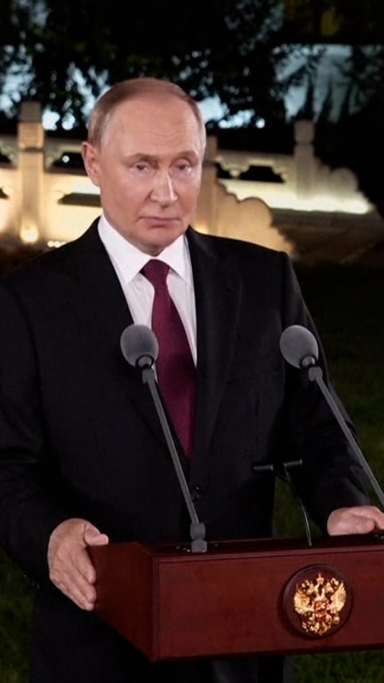 Putin says Zelenskyy should come to Moscow for peace talks