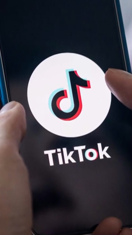 Trump extends TikTok deadline avoiding ban