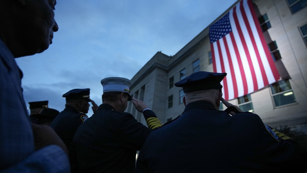 Trump attends 9/11 remembrance event at the Pentagon