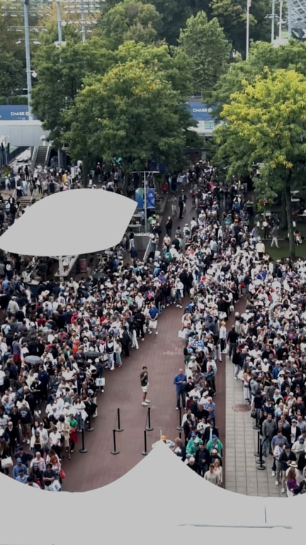 Trump’s arrival to U.S. Open delays match