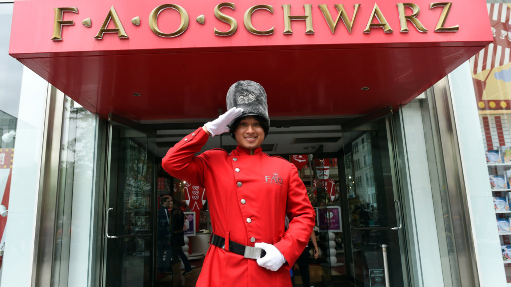 I spent an hour inside FAO Schwarz all by myself—here's what it
