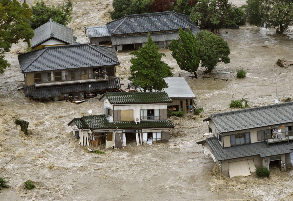 150910-japan-flooding-jpo-250a.jpg
