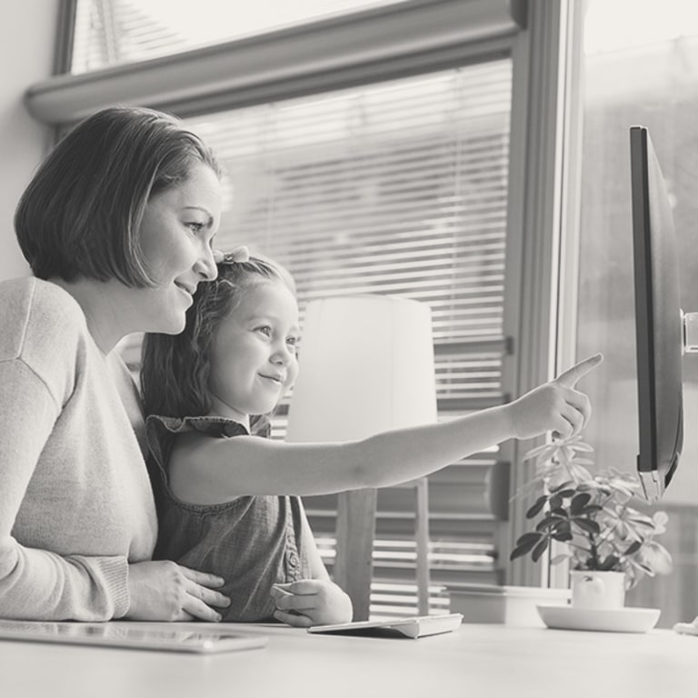 Планируем день с ребенком. Ребенок планирует день. Working mother