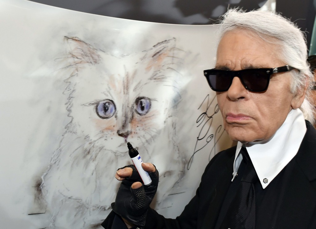 Karl Lagerfeld's Cat Earns More Than You, and a New Tool Shows You How  Much! - Bark and Swagger