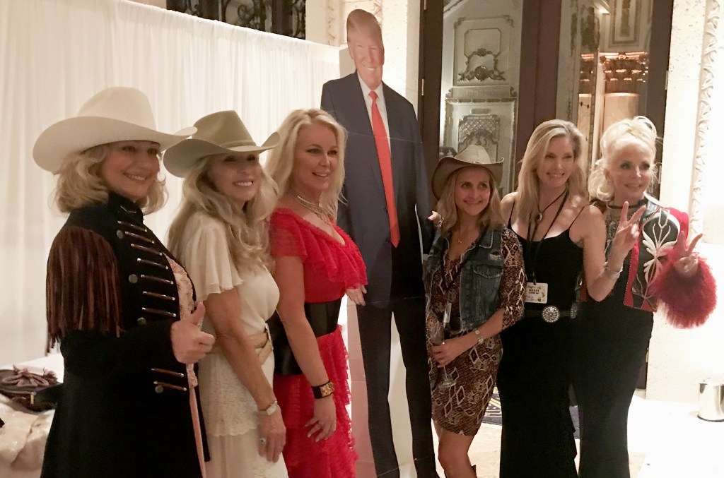 mar a lago dress code for ladies Mar-a-Lago Guests Spill Tacky Details of Trump's Gatsby Bash