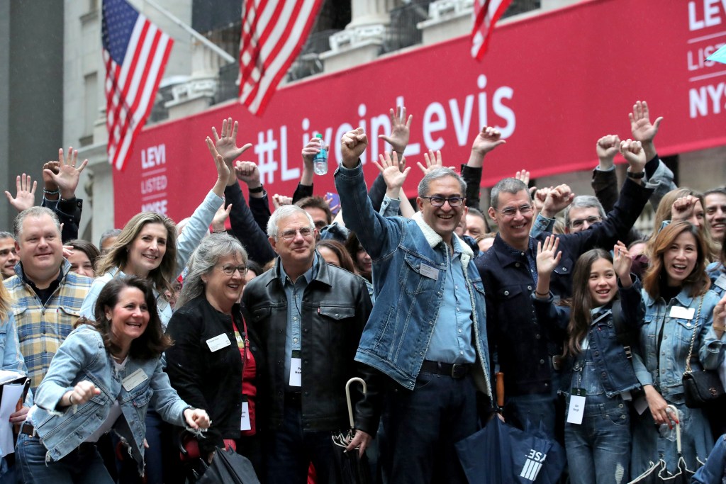 Levis stock exchange discount