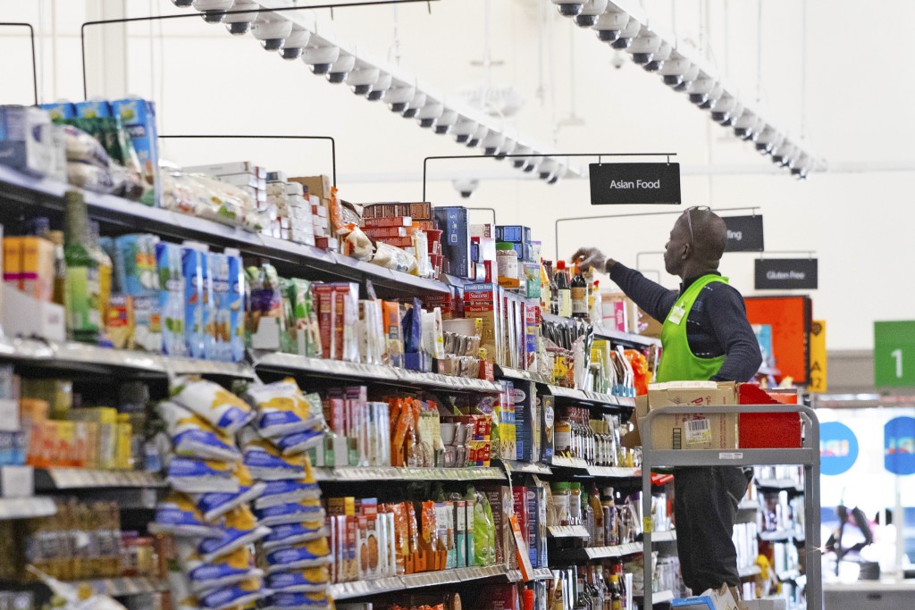 Arriba 62+ imagen percentage of walmart products made in china