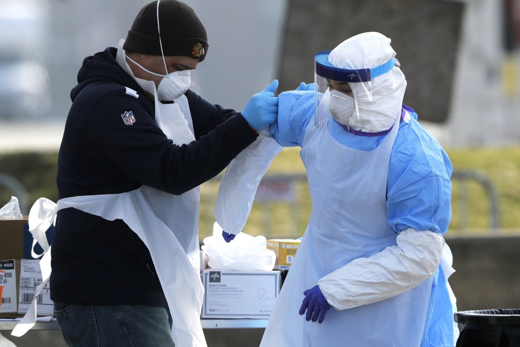 Protective gear for medical workers remains inadequate, emergency doctors'  group says