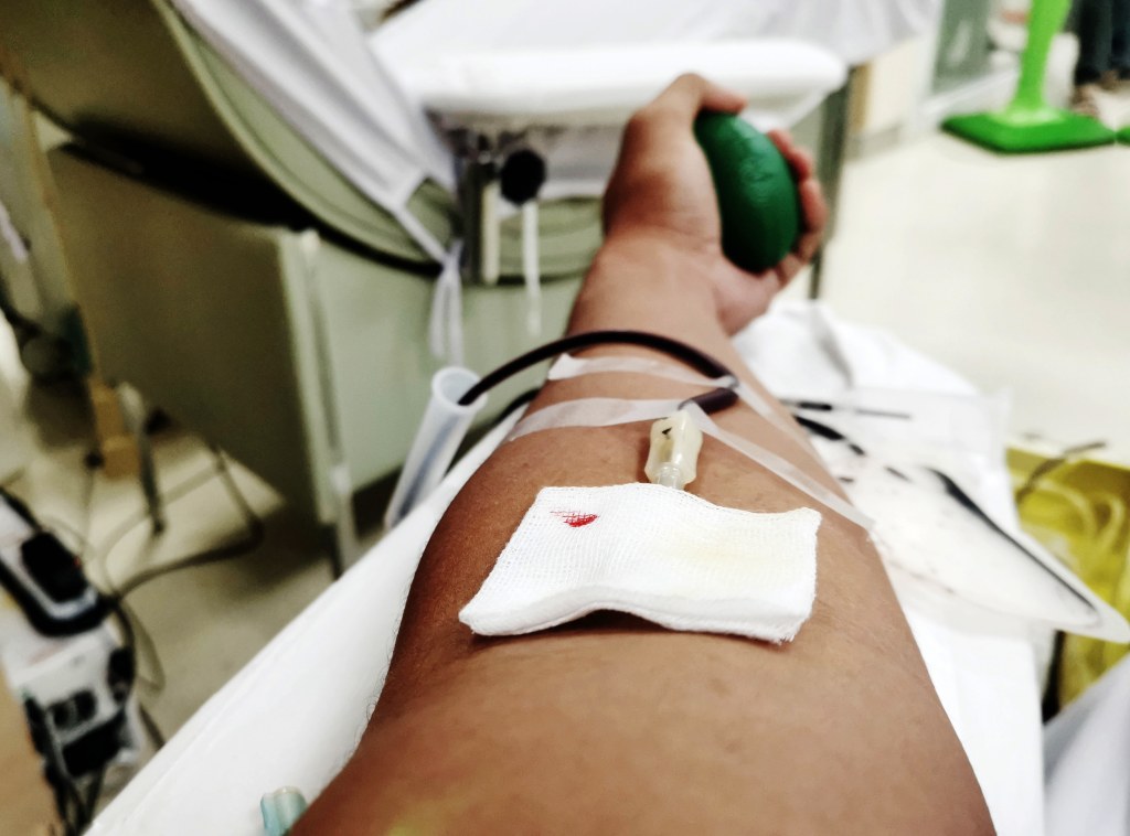 Fda Eases Restrictions On Gay Blood Donors Amid Urgent Need