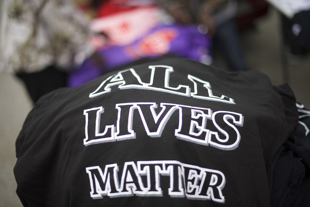 My live matter. All lives matter. no lives matter. white lives matter. only black lives matter.