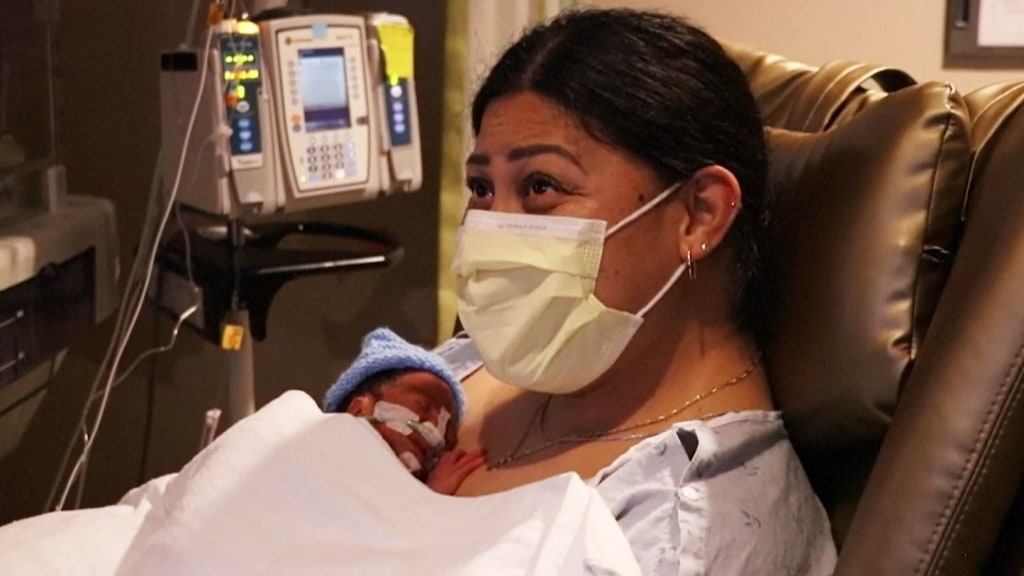 Woman gives birth on flight to Hawaii, with help from doctor and nurses on board