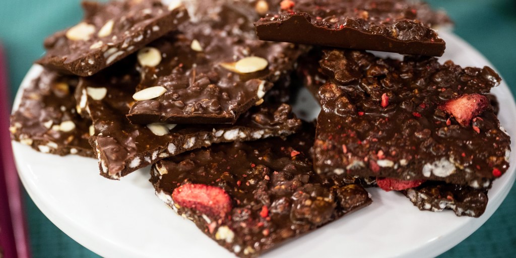 Easy Low Carb Rice Crackers Homemade and Simple Options