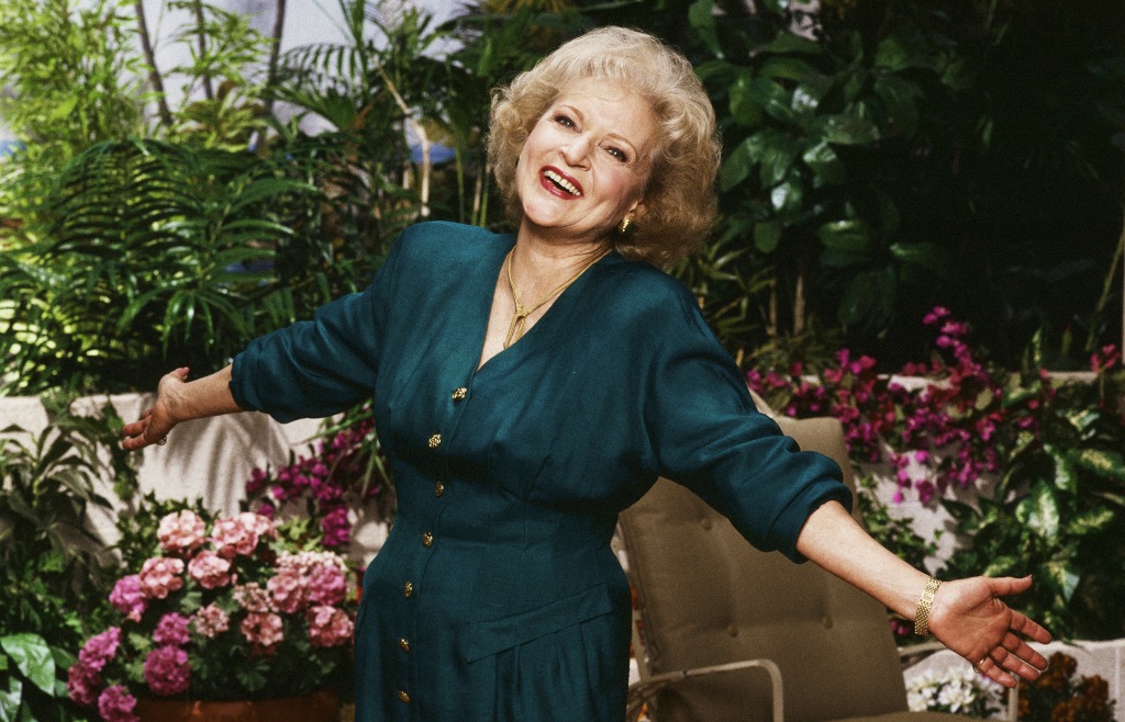 5 Golden Girls episodes where Betty White shines as Rose