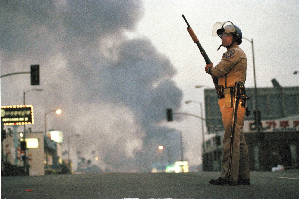 La Riots Vehicles Korean Business Owner Shoots Back In La Riots Watts Riots Wikipedia