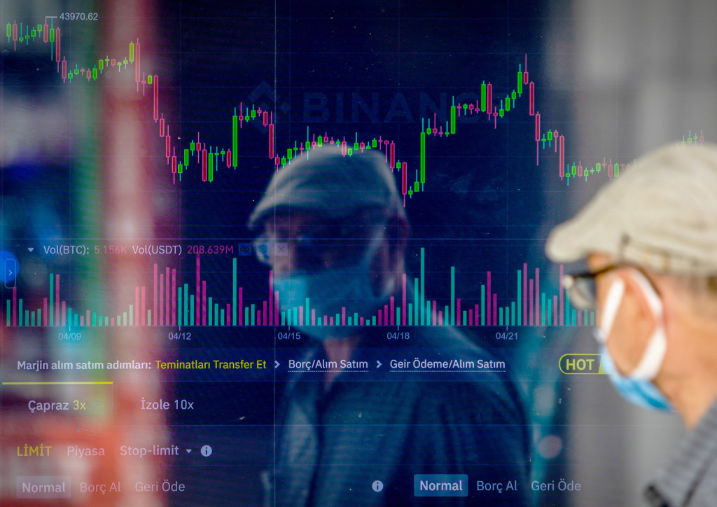 nbcnews.com - David Ingram - Crypto crash: What would it mean for the U.S. economy?