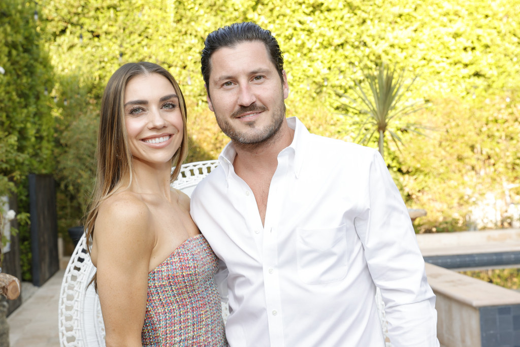 Dancing With The Stars' Val Chmerkovskiy And Jenna Johnson Expecting 1st  Baby