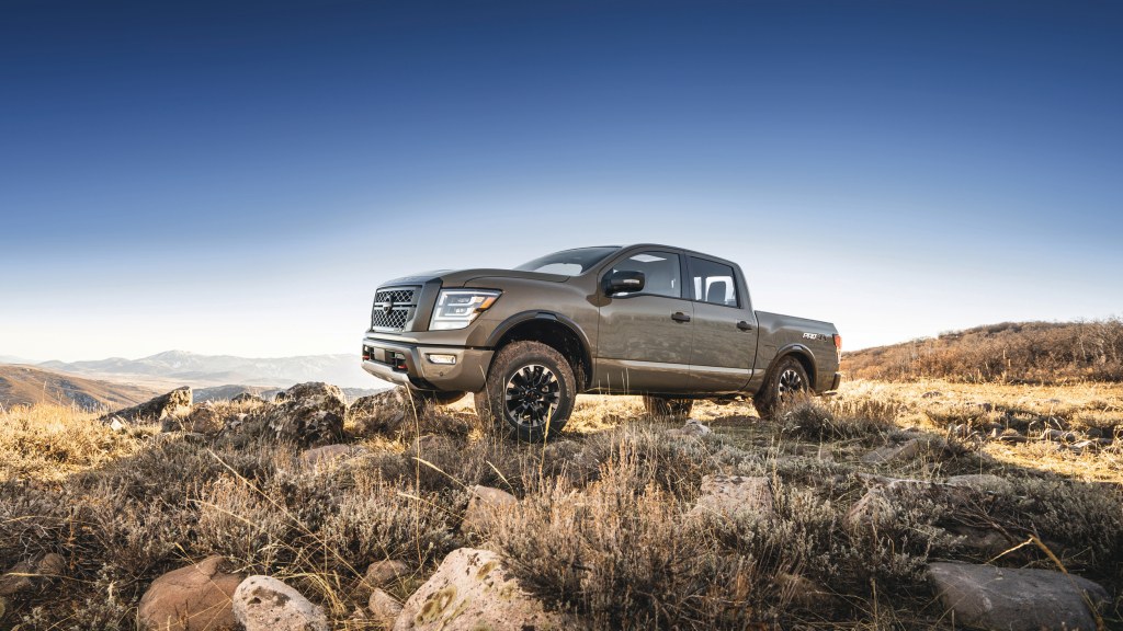 2021 NISSAN TRUCK Pro-4X - YouTube
