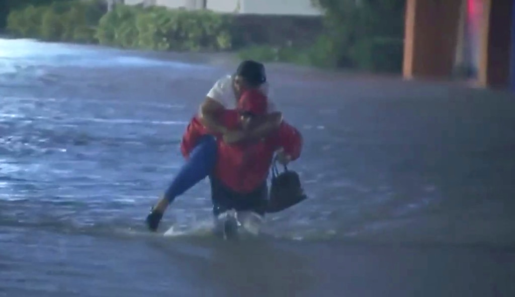 Florida Reporter Saves Nurse Trapped in Car During Hurricane Ian