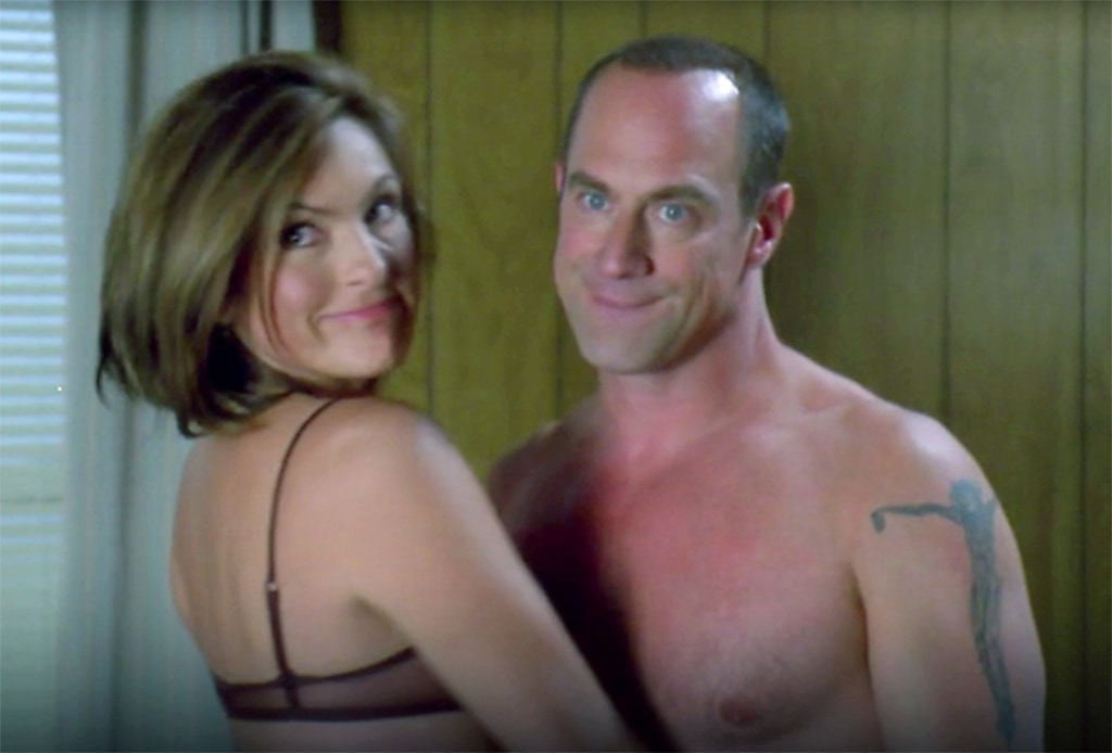 Mariska Hargitaynaked Chris Meloni Recalls Filming Shirtless 'SVU' Scene With Mariska Hargitay