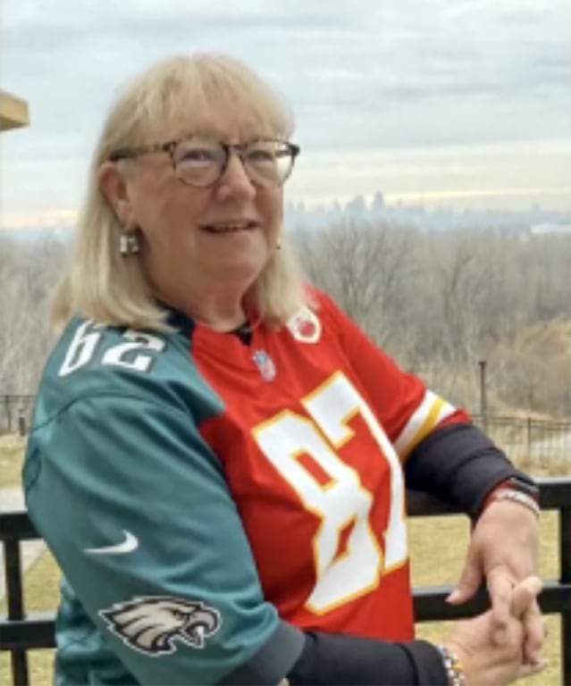 Donna Kelce is the mother of two Super Bowl-bound brothers. So which son  will she support?