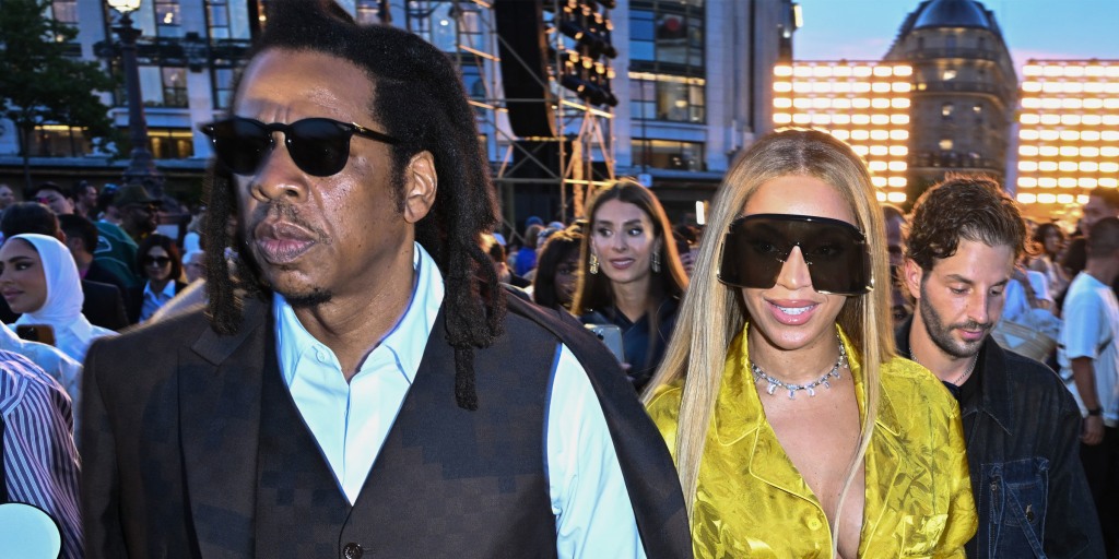 Beyoncé, Jay-Z, Rihanna, A$AP Rocky Made a Fashionable Statement at Pharrell  Williams' First Louis Vuitton Show