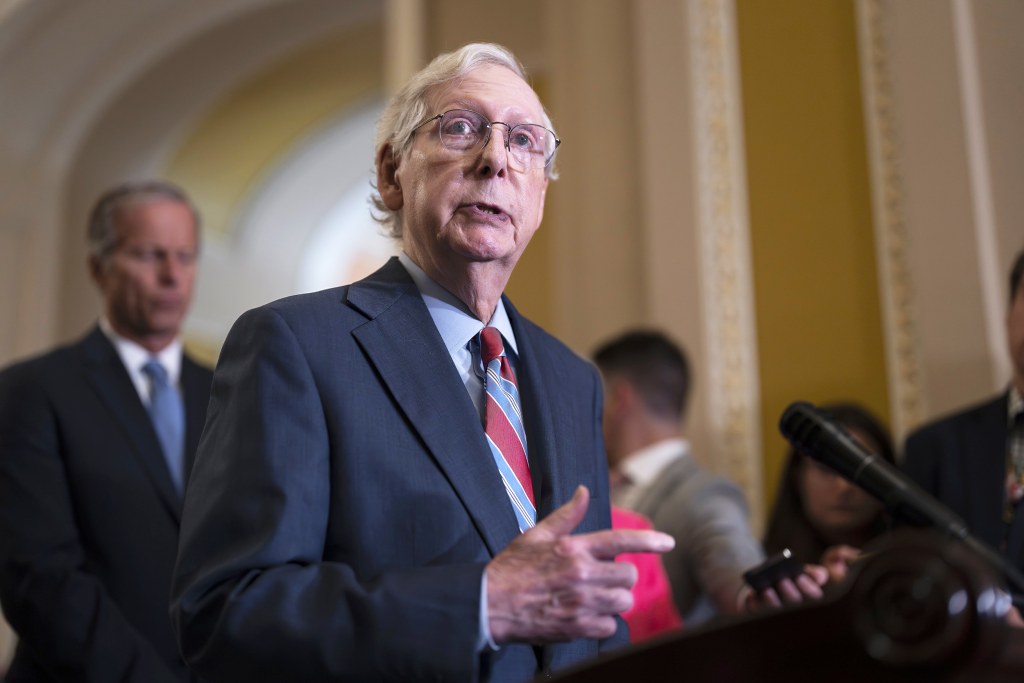 Gallery l Mitch McConnell, The Early Years