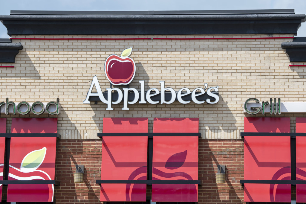 Apple - beelia’s shop Apples Sugarbee Organic - 2 LB - balduccis
