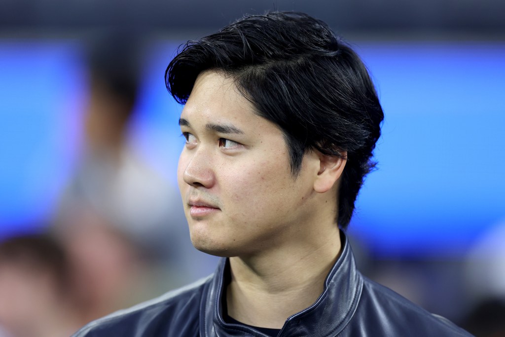 Shohei Ohtani SHOCKS the World — Donates His Entire $300,000 Bonus to Charities Supporting Orphans 😱🔥❤️