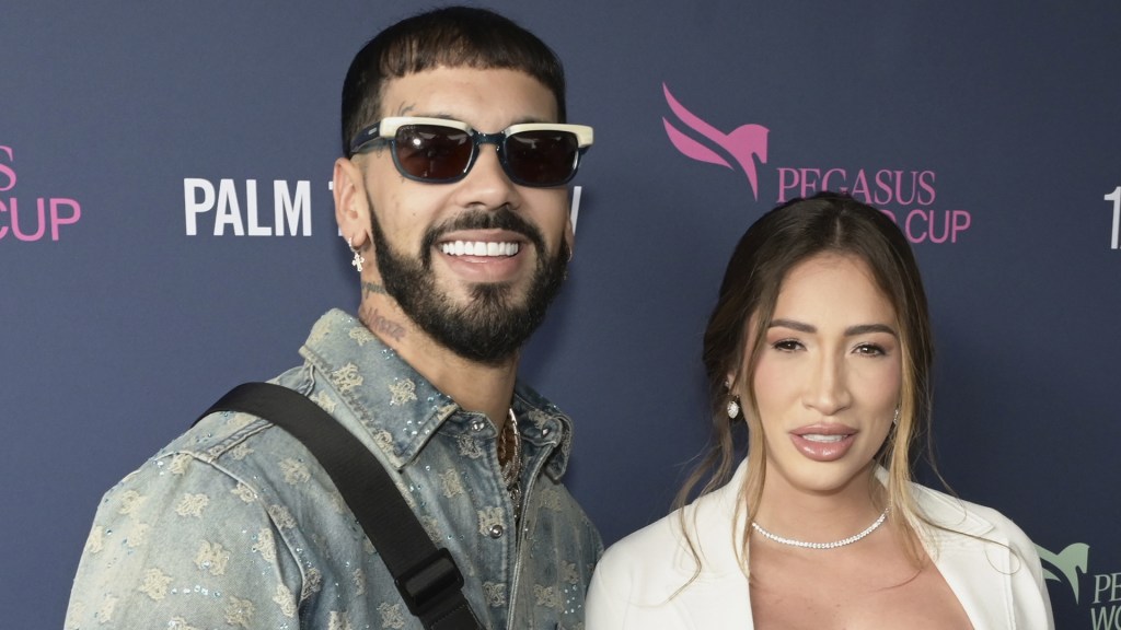 Anuel AA comparte su deseo de convivir con Cattleya